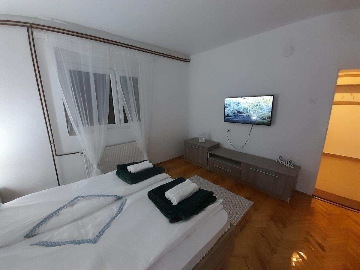 Apartman Stevan Pirot Exteriör bild